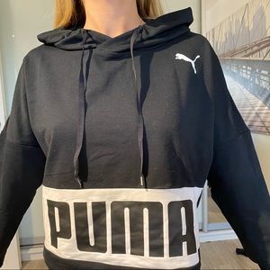 PUMA sweatshirt! Size xs never used!